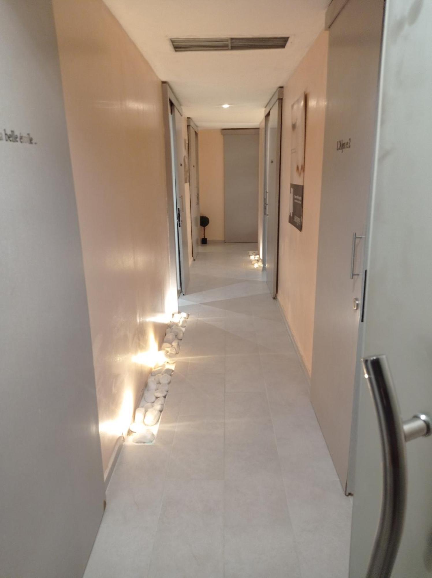 Residence Amann Appartement Et Spa Hammam Sauna Jacuzzi Marcory Extérieur photo