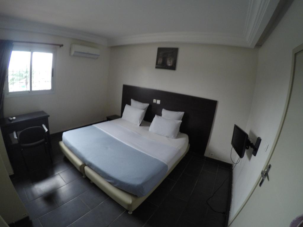 Residence Amann Appartement Et Spa Hammam Sauna Jacuzzi Marcory Extérieur photo