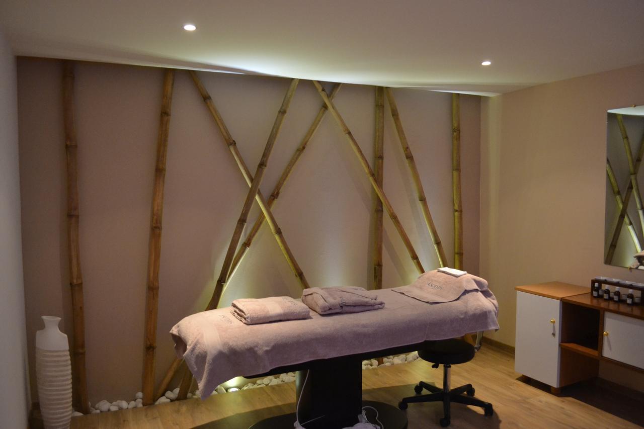 Residence Amann Appartement Et Spa Hammam Sauna Jacuzzi Marcory Extérieur photo