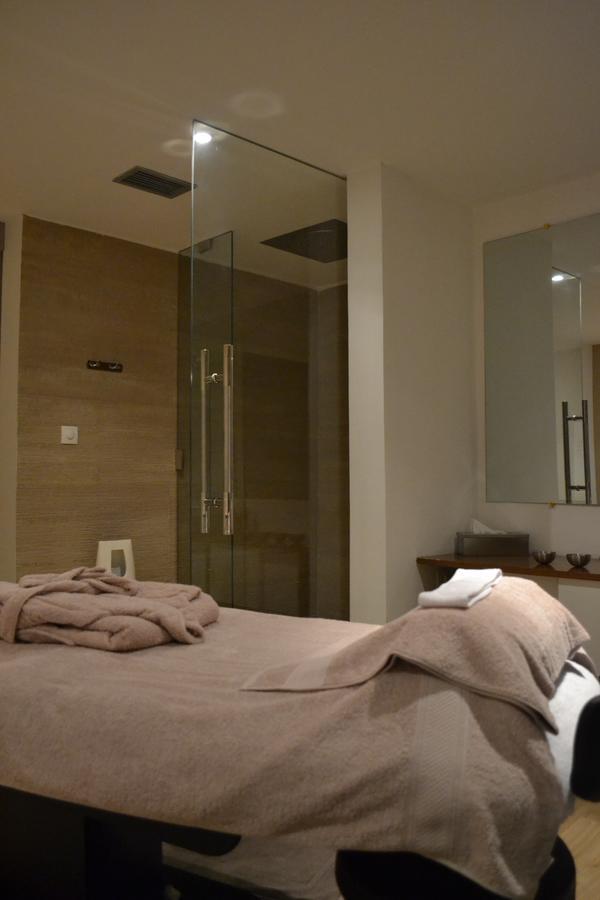 Residence Amann Appartement Et Spa Hammam Sauna Jacuzzi Marcory Extérieur photo